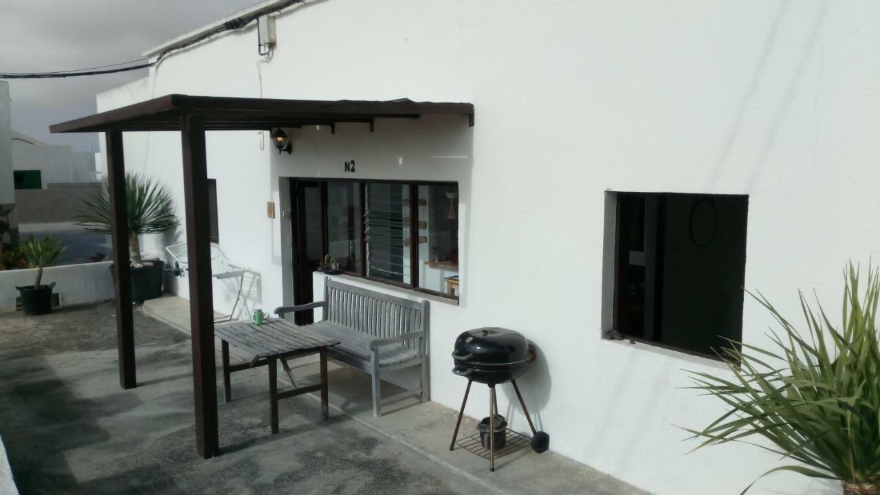Joyhouse Guest House Teguise  Bagian luar foto